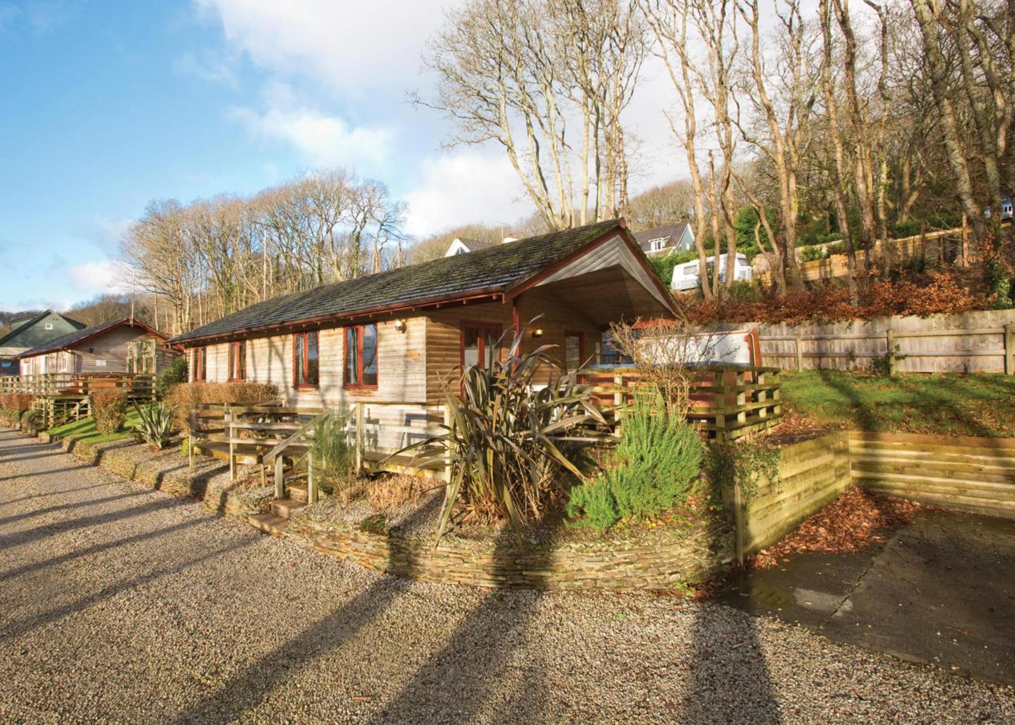 Ivyleaf Combe Lodges Stratton  Exterior foto